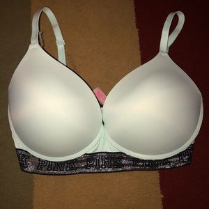 No Wire VS Pink Bra size 36DD